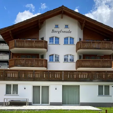 Bergfreude 06 By Interhome Lägenhet Saas Fee